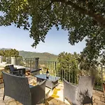 בית נופש Casa S'essia De Su Santu Jerzu