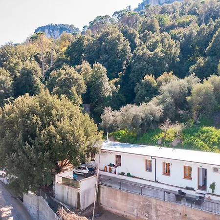Casa S'essia De Su Santu * Jerzu