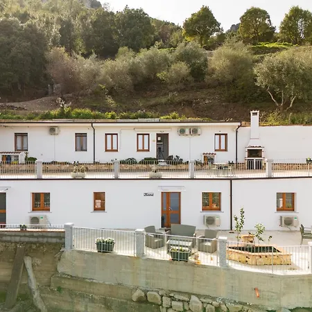 Casa S'essia De Su Santu Nyaraló Jerzu